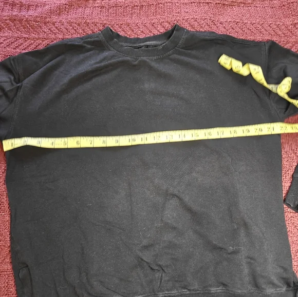 BOODY Black Crewneck Sweatshirt Sz. Medium - Picture 6 of 6
